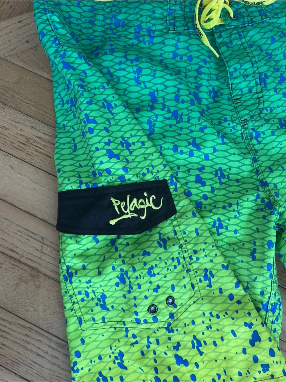 Men’s Pelagic Dorado board shorts 40 LKNU